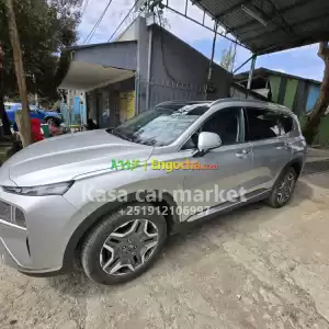 URGENT ‼️ Make:HyundaiModel:Santafe Hybrid Engine:2.4LFuel:Hybrid Transmission:6-Speed Au Price in Ethiopia
