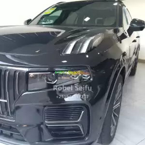 hybrid መኪና Price in Ethiopia