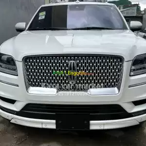 ‼️50% ባንክ አለበት...Luxury CarMake: Lincoln Model: NavigatorYear: 2022Engine: 3.5L Twin-Turb Price in Ethiopia