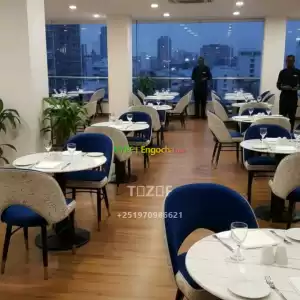 Dining የሆቴል የካፌ የሬስቶራንት ወምበርና ጠረጼዛለበዐል በጥራት ሰርተን አዘጋጅተናል ይጐብኙን in Ethiopia