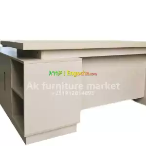 modern manageral table size 160cm Price in Ethiopia