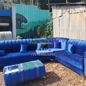 :ሰላም ሰላም ቤተሰቦች አሪፍ እና ተመራጭ ማይሰለች ዲዛይን በፈልጉት መጠን እና ቀለም  እንሰራሎታለን አሊፍ መጅሊስ እና ሶፋዎች ነን ከልዩ  in Ethiopia