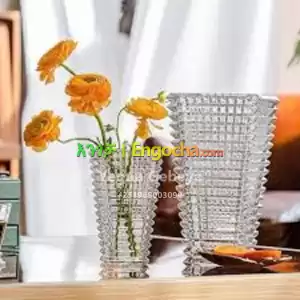 Medium Luxurious Crystal Cylinder Glass Flower Vase in Ethiopia