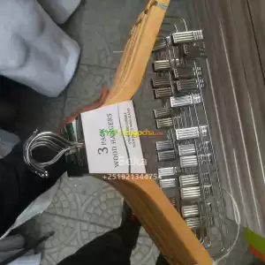 wooden clothes hangersየእንጨት የልብስ መስቀያ መቆንጠጫ ያለው Price in Ethiopia