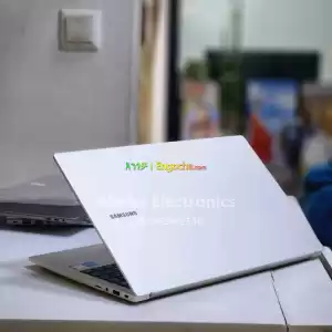  brand new samsung laptop Core i5 - 12th Generation Ultra Slim Design 512GB SSD Super Fas in Ethiopia