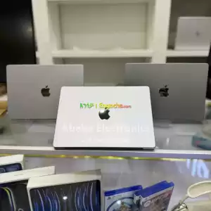 14-inch MACBOOK PRO 2021 APPLE M1 Pro CHIP10-core CPU and 16-core GPU 512 SSD STORAGE16GB in Ethiopia