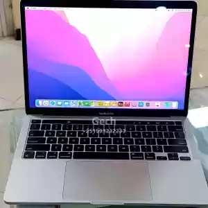 2020 MacBook Pro M1 ChipProcessorWith cartoop512 GB SSD8GB unified memory13-inch MacBook  in Ethiopia