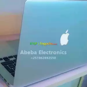 Almost new Apple macbook air 2017    Core i5256gb Solid state drive 8Gb memory size  13.3 Price in Ethiopia