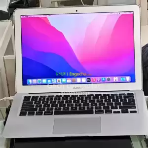 Almost new Apple macbook air 2017    Core i7512 gb Solid state drive Price in Ethiopia