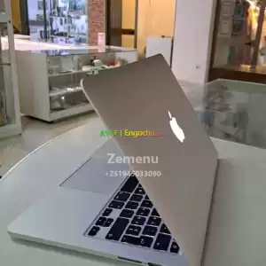 Apple MacBook MacBook Pro Core i5 Laptop in Ethiopia