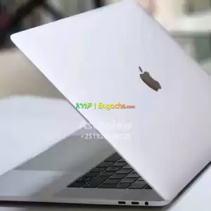 Apple MacBook Pro 2017Processor:2.9GHz Quad-Core Intel in Ethiopia
