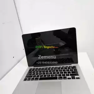 Apple makbook Corei5 Laptop in Ethiopia
