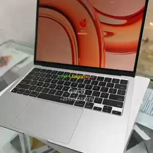 Brand New Macbook air M2 (2022) 🩸 With Graphics card🩸 8GB 2400MHz DDR4 memory🩸256GB   SSD Price in Ethiopia