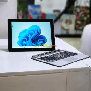 HP ELITE X2 Detachale Touch screenCORE M7Storage : 256GB SSDram : 8gbGraphics : intel hd  in Ethiopia