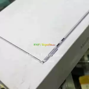 MacBook Air 14 inch ️M4 chip 14 inch 4K+ XDR display256 SSD storage 16GBram in Ethiopia