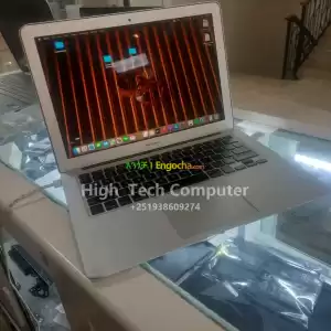MacBook Air 2013Intel core i5 Storage 128GB SSD RAM 4GB 1600MHz DDR3 13.3” (1366x768)disp in Ethiopia