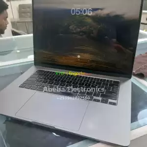 MacBook Air M3, StarlightApple Silicone M3 8‑core CPU 8‑core GPU16-core Neural Engine512G in Ethiopia