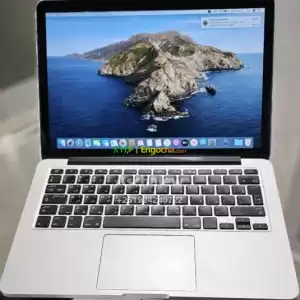 MacBook Pro 2015Processor 2.7 GHz Intel core I5 Storage 256GB ssd RAM 8GB 13.3 inch scree in Ethiopia