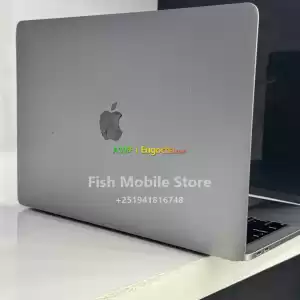 Macbook pro corei5 2017 in Ethiopia