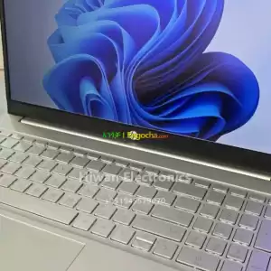 hp pavilion cori i5 13 genertion 15.6 inch in Ethiopia