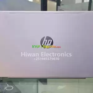 hp pavilion cori i5 8 generation 14.1 inch in Ethiopia