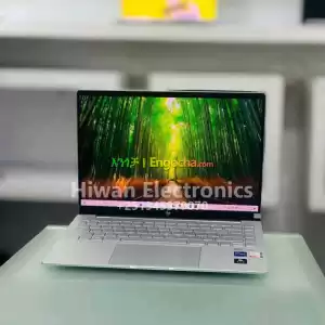 hp pavilion cori i7 13th 14.1 inch in Ethiopia