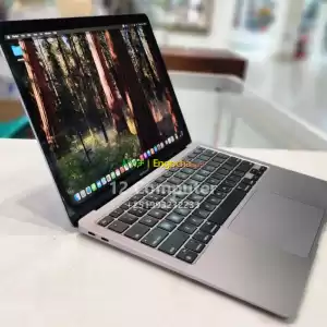 macbook air M1 2020 .Apple M1 chip with 8‑core CPU, 7‑core GPU, and 16‑core Neural Engine in Ethiopia
