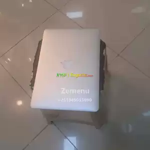 makbook air 2017 model laptop in Ethiopia