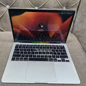 makbook air 2020 Corei5 Laptop in Ethiopia