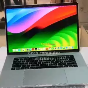️Apple MacBook pro 2017Intel Core i7 2017️256GB SSD Storage️ 16gb Ram Price in Ethiopia