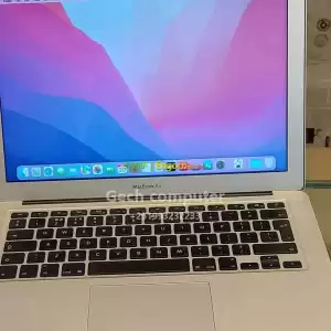 ️Apple macbook Air 2017Intel Core i5️128 ssd storage8gb Memory ️13.3 inch in Ethiopia