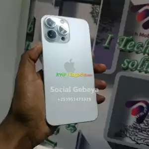 Iphone 14 pro max Storage 512gb TruetoneFace id Battery 98% Neat condition Almost display in Ethiopia