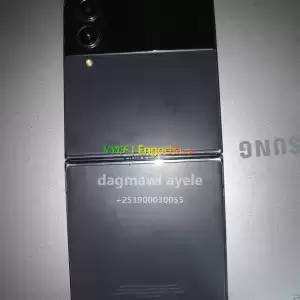 SUMSUNG GALAXY Z FLIP4 5G 512GB Good condition for sale Price in Ethiopia