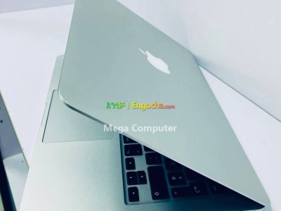 new arrival Apple macbook pro 14