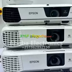 BRAND NEW EPSON Projector Has remote Model name: EB-x31,EB-S05,EB-X39,,,,,,,,price.... ️  Price in Ethiopia
