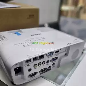 Brand New EPSON ProjectorWith manual  CD and cartoon Model name:  EB -X49Hardware interfa Price in Ethiopia