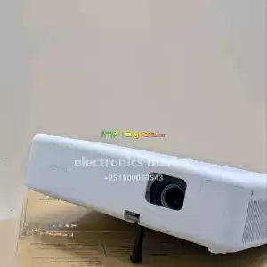 Brand New Epson Projector CO-W01With Cartoon with Best image Quality Epson Projector With Price in Ethiopia
