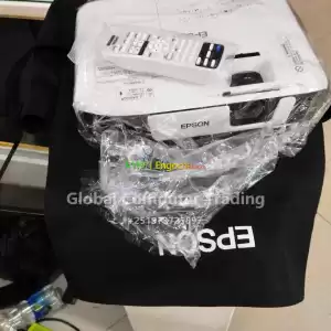 Brand New Epson Projector With bag and remote Model name:  EB-X41Hardware interface: VGA, Price in Ethiopia