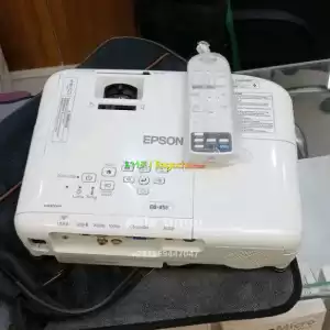 Epson Projector Model: EB-X51Has: bag &Remote Model name:  EB-X51Hardware interface: VGA, Price in Ethiopia