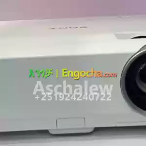 SONY PROJECTORHas bag & Remote Model name VPL-DX102Hardware interface VGA, HDMI Mounting  Price in Ethiopia