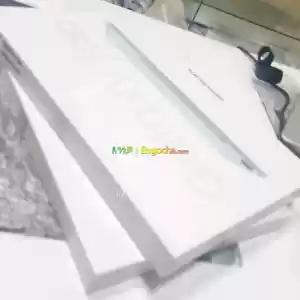 Samsung Galaxy Tab S9 FE128GB by 6GB RAM  Build- Glass front, aluminum frame, aluminum ba in Ethiopia