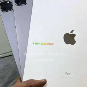 iPad Pro 2020 2nd generation 11 inch available xcellent battery capacity 128 & 256gb stor Price in Ethiopia