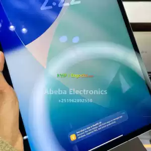 iPad Pro M1, 12.9-inch (5th generation)Apple Silicon M18 Core CPU 8 Core GPU128GB5G Cellu Price in Ethiopia