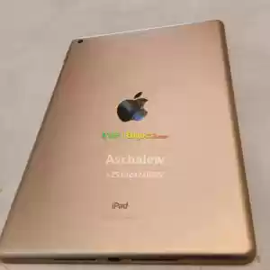 ️ Apple iPad 8th Generation Storage: 128GB Display: 10.2-inch Retina Condition: Brand Price in Ethiopia