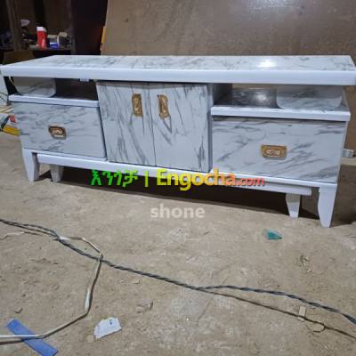 tebe or tv stand