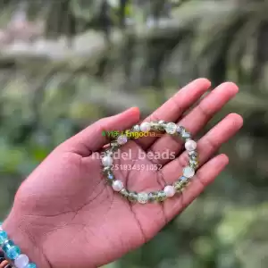 beautiful women's beads bracelet in Ethiopia