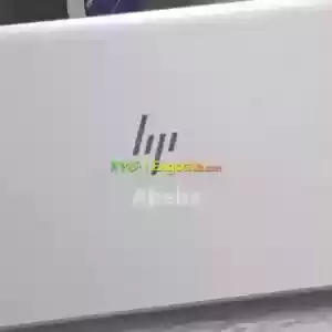 አዳዲስ እና በመጠኑ ያገለገሉ ፕሮጀክተሮችን እንዲሁም ኮምፒተሮችን እንገዛለን እንሸጣለን።ይዘዉ ይምጡ ይዘዉም ይሒዱ።እናመሰግናለን!!! in Ethiopia