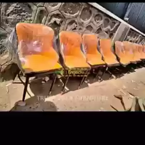 የሆቴል የካፌ የሥጋ ቤት ወምበርና ጠረጼዛ in Ethiopia