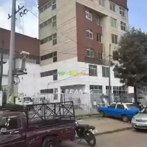 የሚሸጥ መሀል ከተማ ህንፃ+ መጋዘን Price in Ethiopia