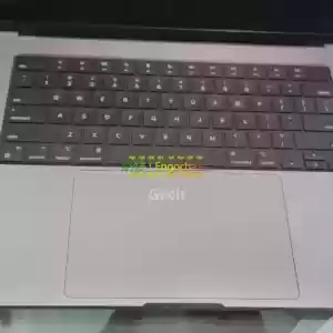 ️ Macbook M1 pro chip 2021 16 inchi1000 GB SSD️16GB unified memory️16-inch(diagonal) Liqu in Ethiopia